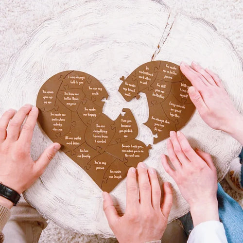 Engraved Love Puzzel