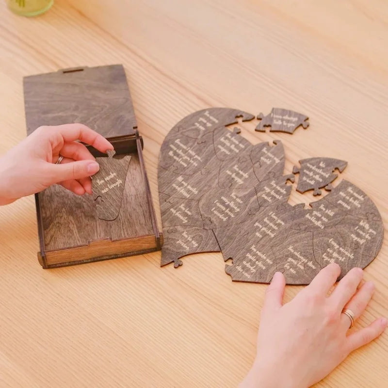 Engraved Love Puzzel
